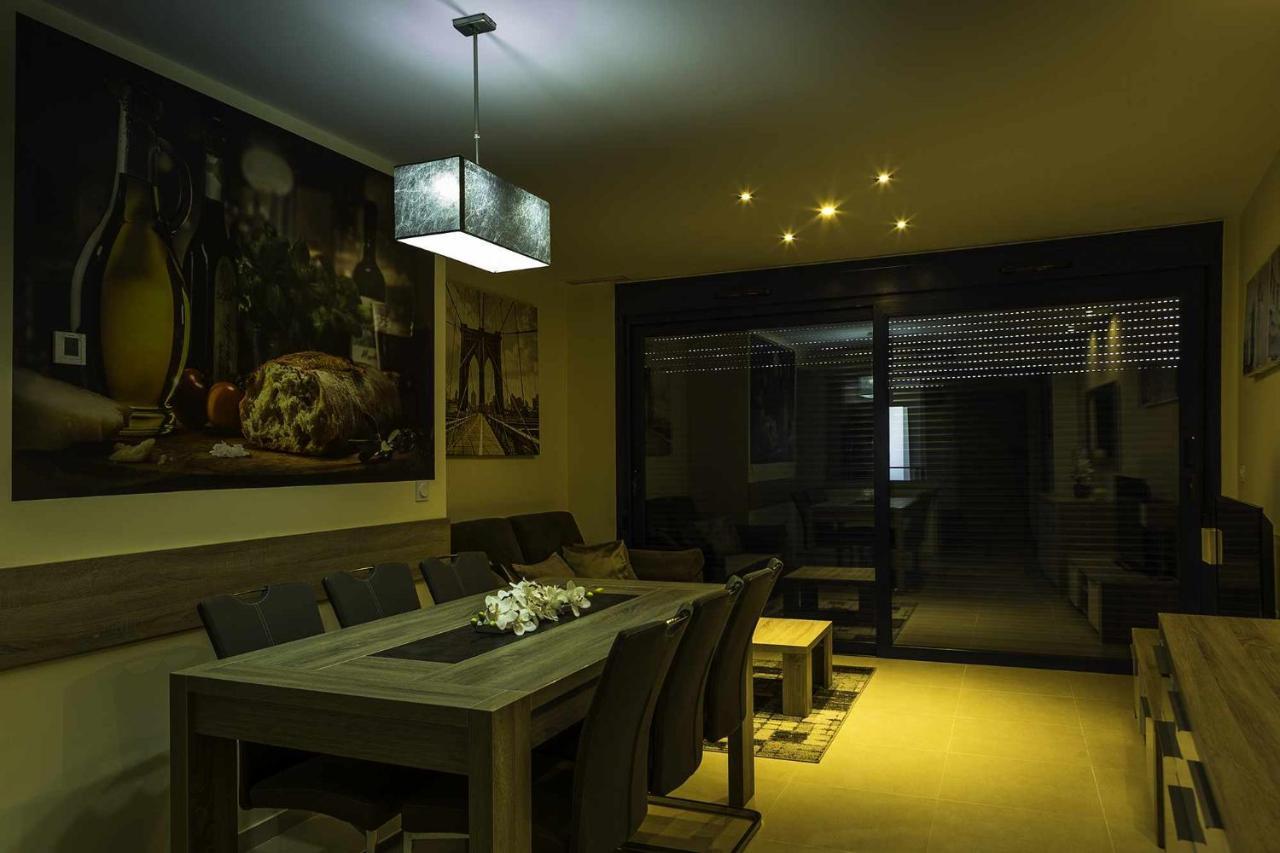 Apartamento Sea Senses Victoria Frente Al Mar Torrevieja Eksteriør billede