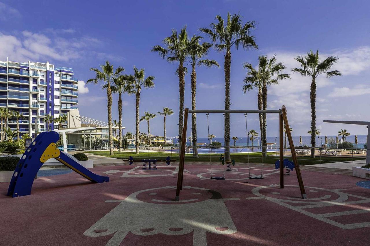 Apartamento Sea Senses Victoria Frente Al Mar Torrevieja Eksteriør billede