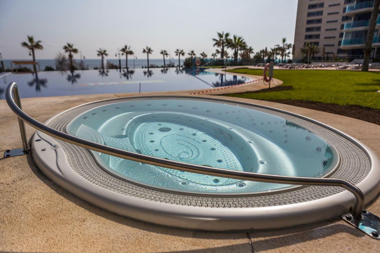 Apartamento Sea Senses Victoria Frente Al Mar Torrevieja Eksteriør billede